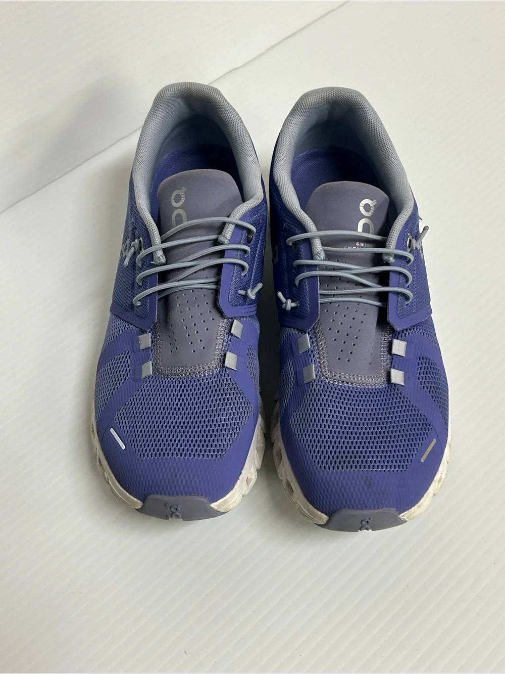 On Cloud 5 WOMEN Running Shoes Purple Blueberry Lace Up Sneakers SIZE 8.5
